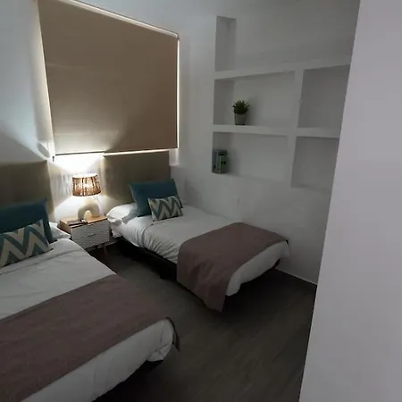 Salva Reina شقة *