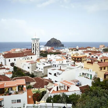 Salva Reina شقة *