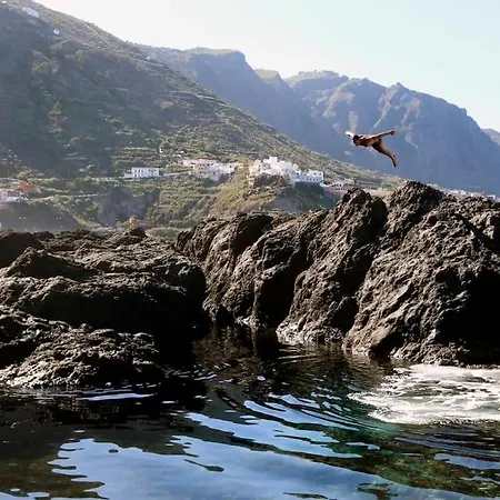 Salva Reina غاراتْشيكو