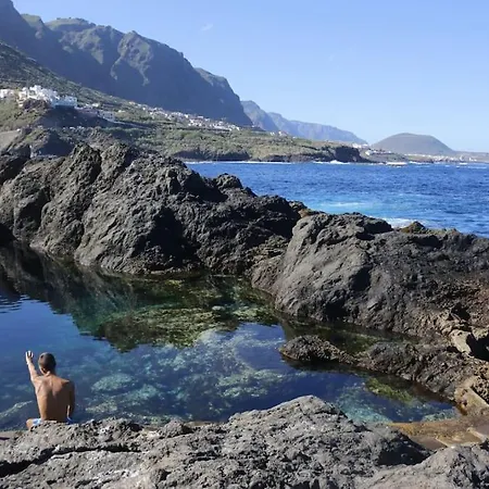 Salva Reina شقة غاراتْشيكو